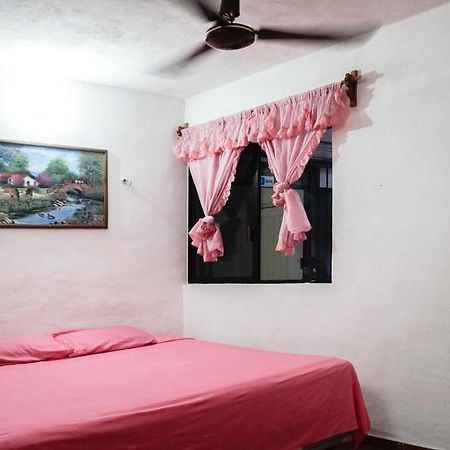 Hotel D'Concepcion Тисимин Екстериор снимка